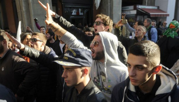 IL VITTIMISMO DEI FASCISTI – LUPI PER AGNELLI